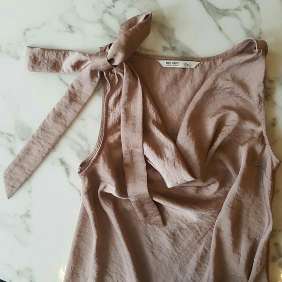 Old Navy Shimmery Blouse - Picture 2 of 4